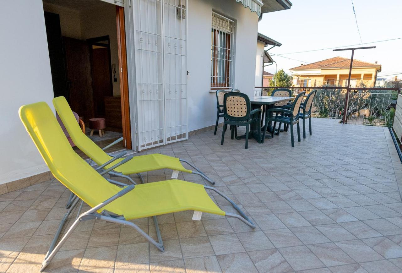 Cinzia'S Holiday Home Desenzano del Garda Exteriör bild