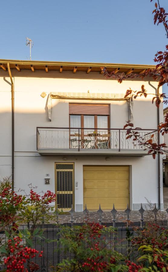 Cinzia'S Holiday Home Desenzano del Garda Exteriör bild